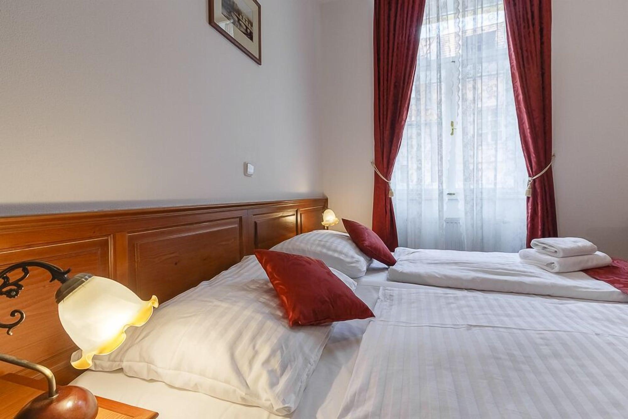 Liliova Old Town Hotell Prag